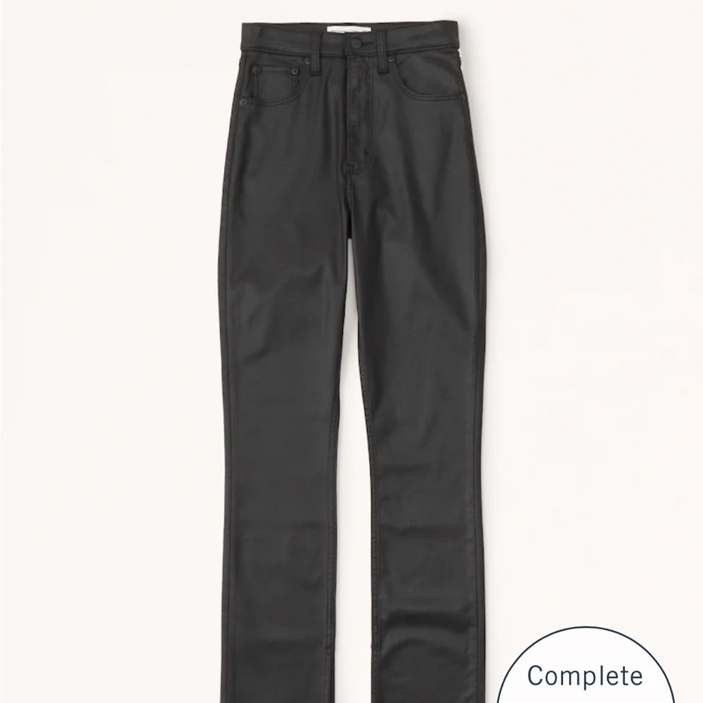 NWOT Abercrombie & Fitch Ultra High Rise 90s Slim Straight Jean